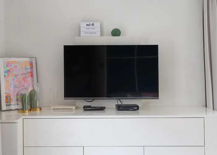 Warta River Comfort By Bookinghost شقة بوزنان